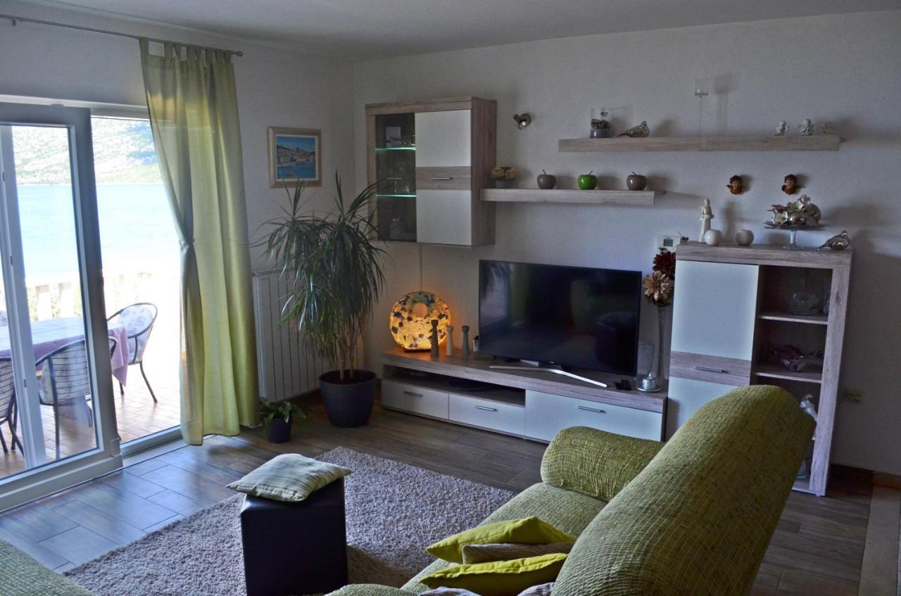 Apartments Rina - Kneze Račišće المظهر الخارجي الصورة