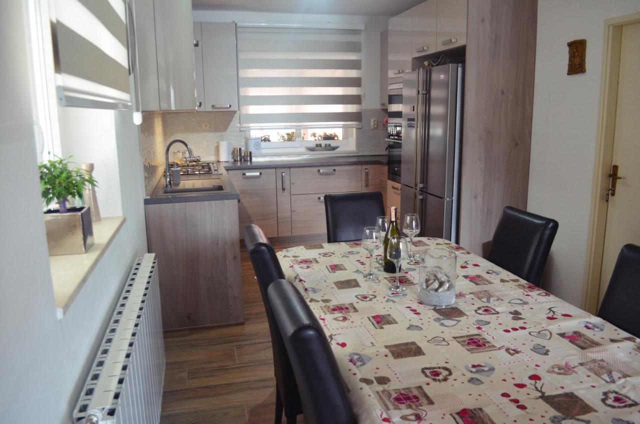 Apartments Rina - Kneze Račišće المظهر الخارجي الصورة