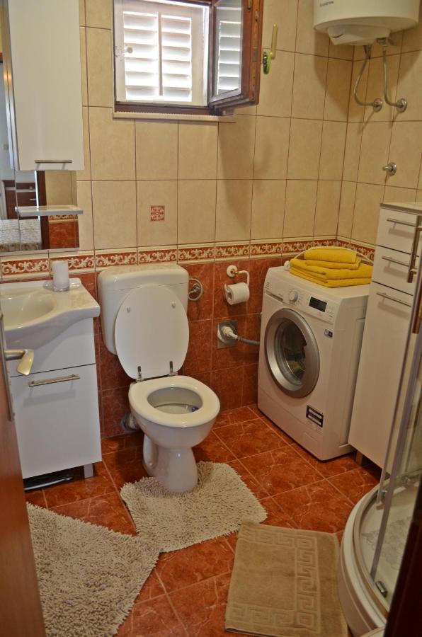 Apartments Rina - Kneze Račišće المظهر الخارجي الصورة